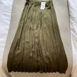 Zara olive green pleated effect satin midi skirt. Size Small, NWT